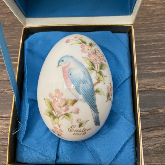 Vintage NORITAKE Holiday Collectible Bone China Easter Egg 1979 In ORIGINAL Box - Picture 1 of 10